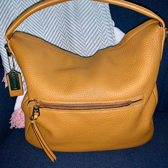 Genuine leather Coach bag - Picture 4 of 12